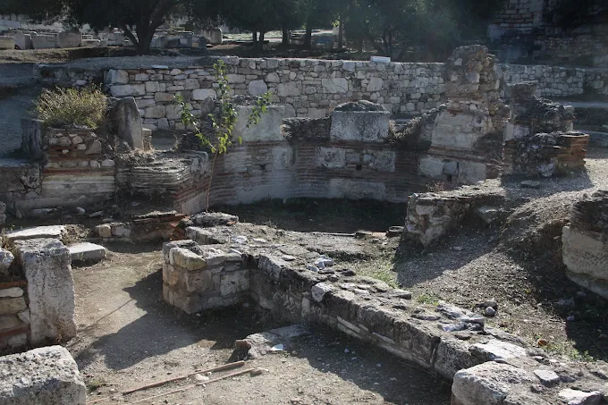 Ancient Agora and Temple of Hephaestus